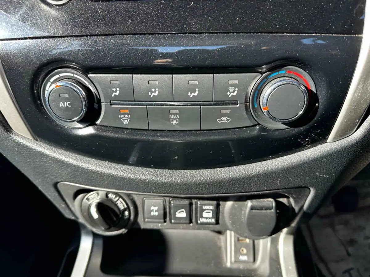 2018-nissan-navara-23dci-acenta-double-big-20