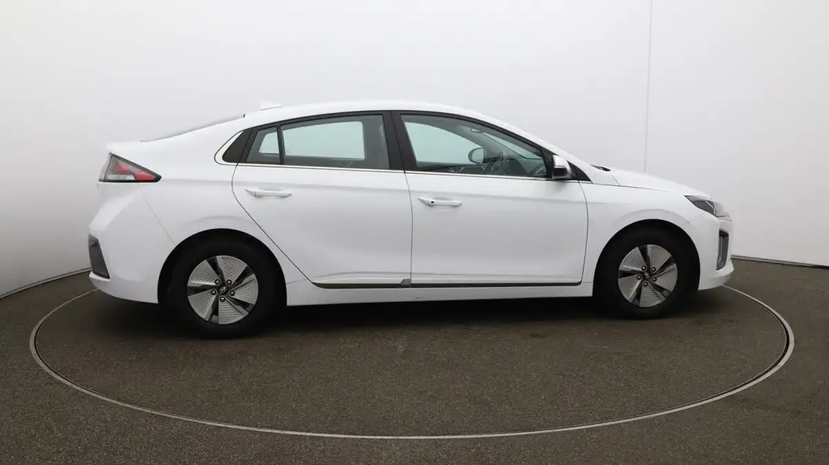 2021-hyundai-ioniq-16-gdi-premium-hybrid-big-8