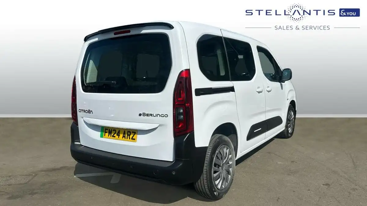 2024-citroen-berlingo-e-plus-m-size-big-2