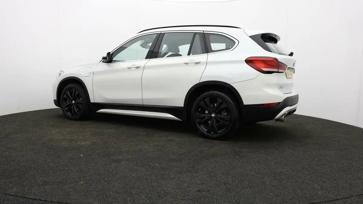 2021-bmw-x1-15-xdrive-25e-phev-sport-big-65