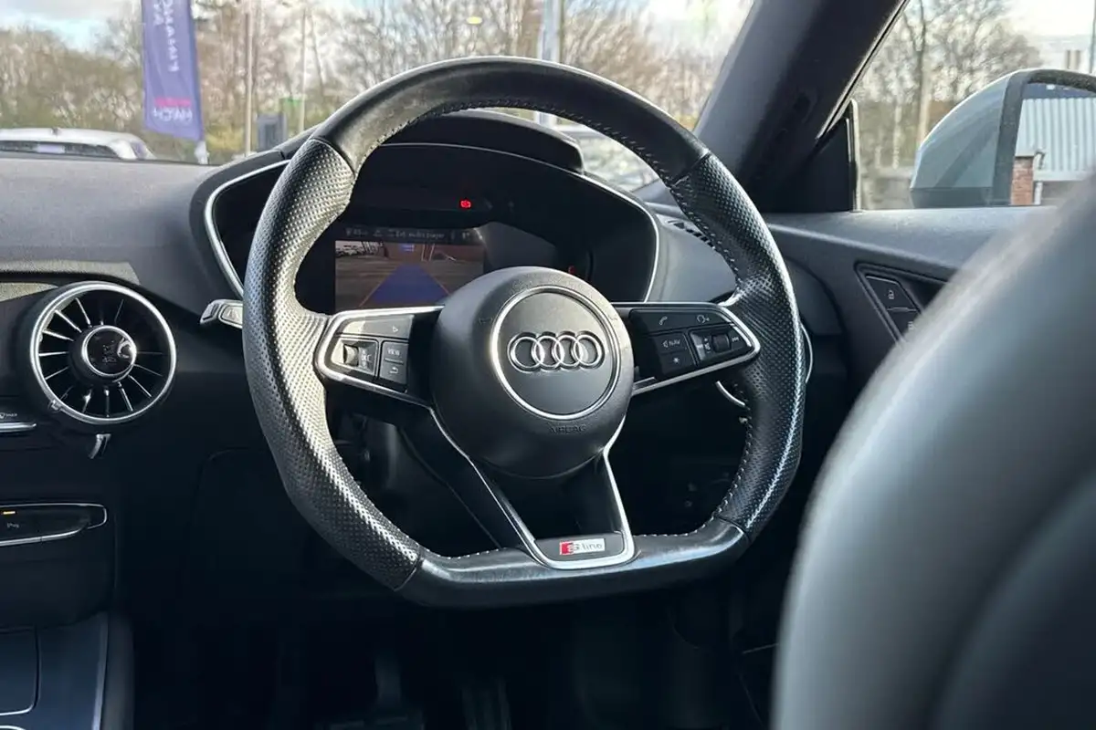 2016-audi-tt-coupe-20-tfsi-quattro-s-line-big-37