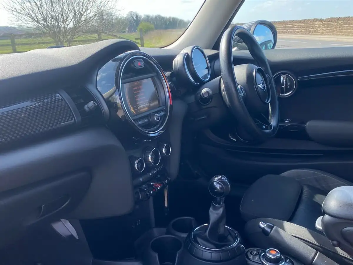 2015-mini-cooper-20-cooper-s-3d-big-16