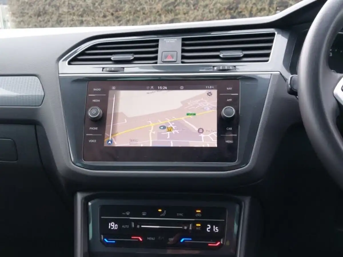 2020-volkswagen-tiguan-20tdi-life-dsg-big-9