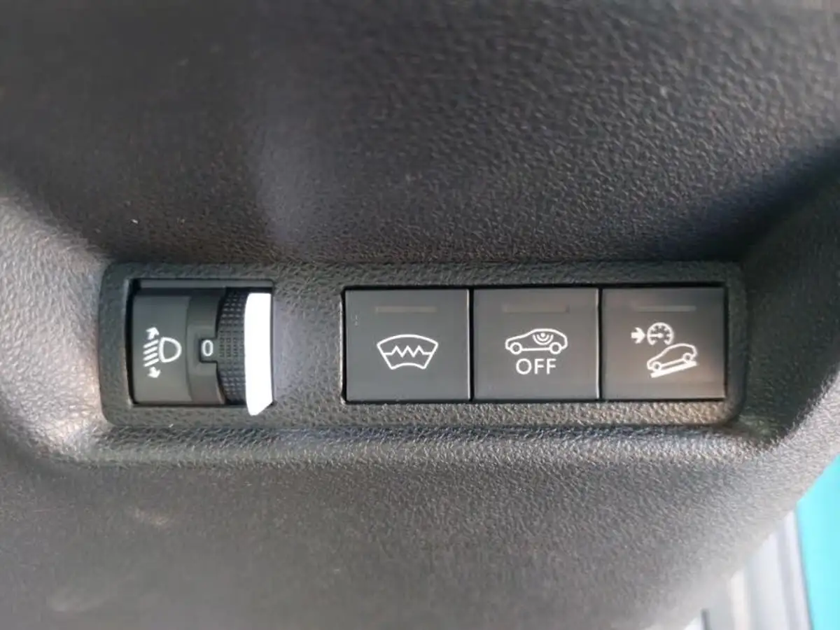 2025-jeep-avenger-12-gse-summit-big-11
