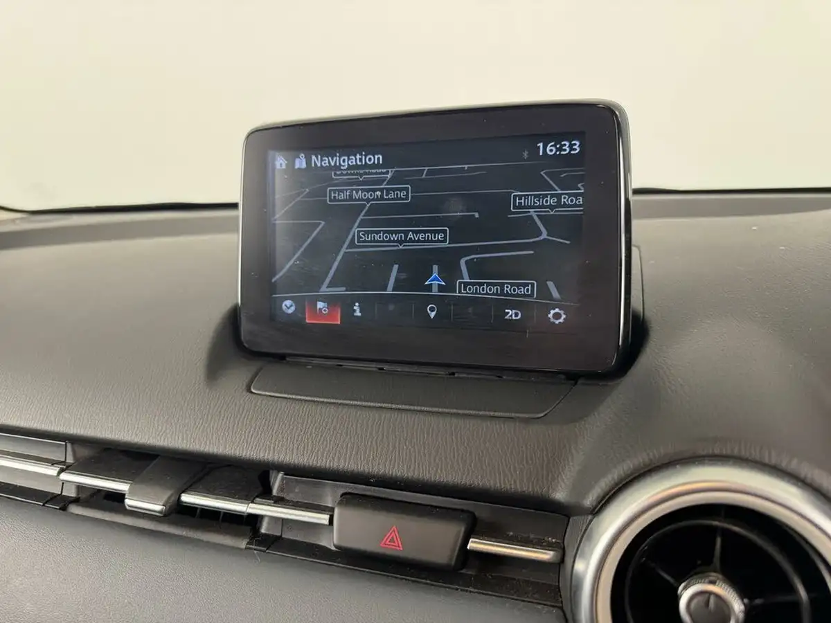 2021-mazda-mazda2-15-skyactiv-g-gt-sport-nav-light-stone-big-38