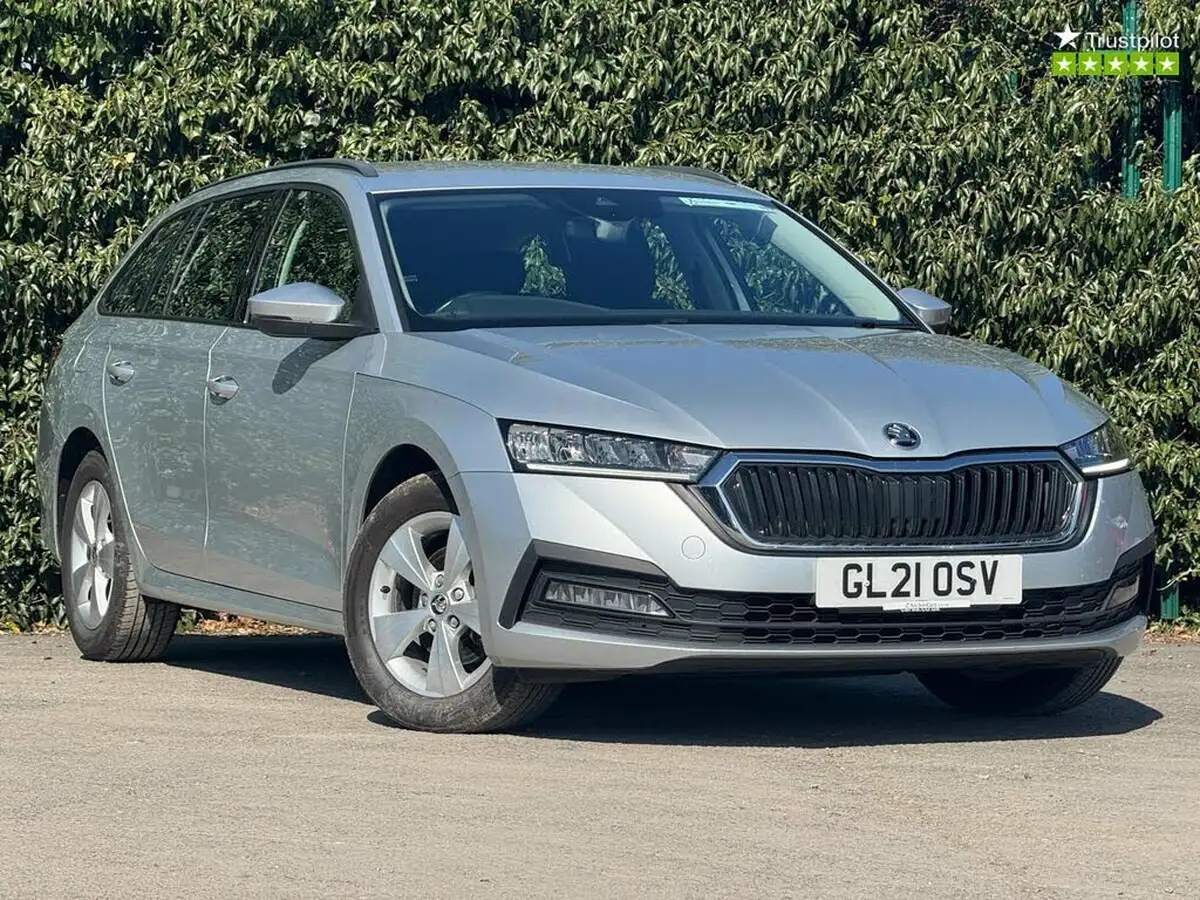 2021-skoda-octavia-20tdi-se-first-edition-estate-big-1