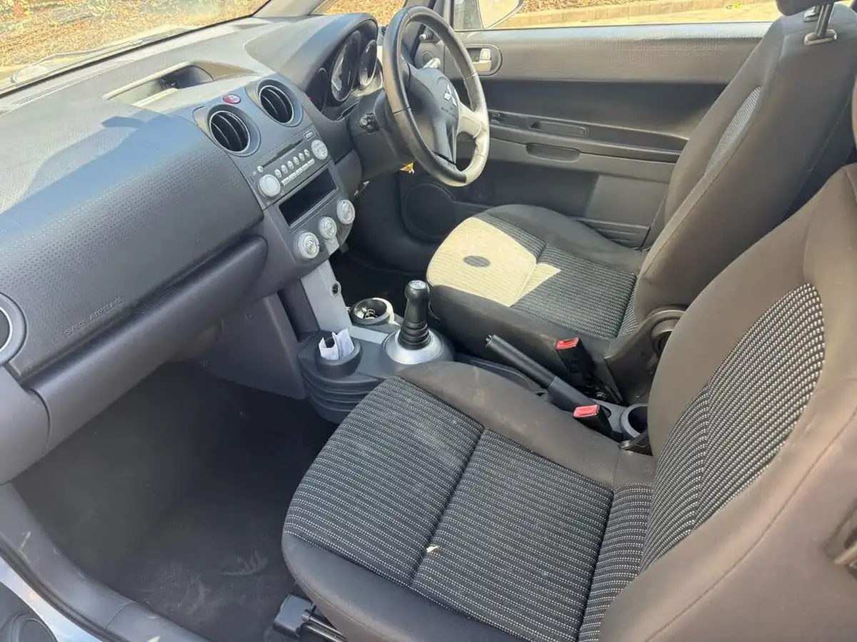 2008-mitsubishi-colt-13-cz2-94bhp-3d-amt-big-21