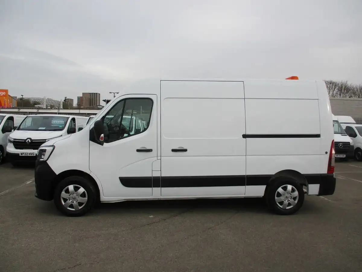 2022-renault-master-23dci-mm35-135-business-big-6