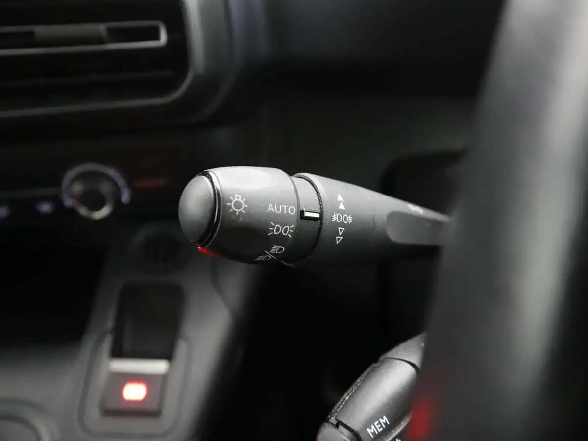 2020-peugeot-rifter-15-bluehdi-allure-100bhp-standardss-big-21