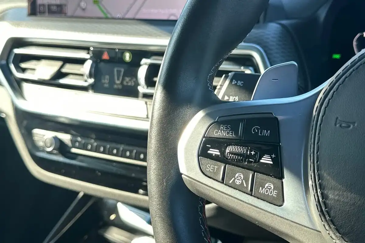 2023-bmw-x3-30-m40i-tech-pack-big-24