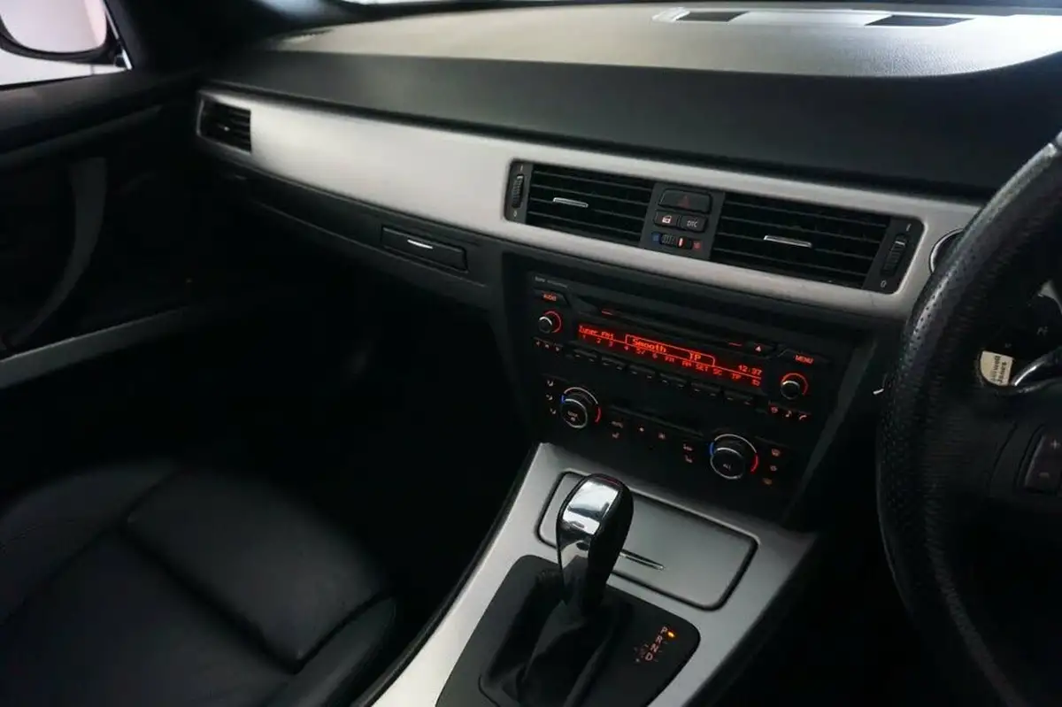 2010-bmw-3-series-30-325i-m-sport-highline-convertible-auto-big-20