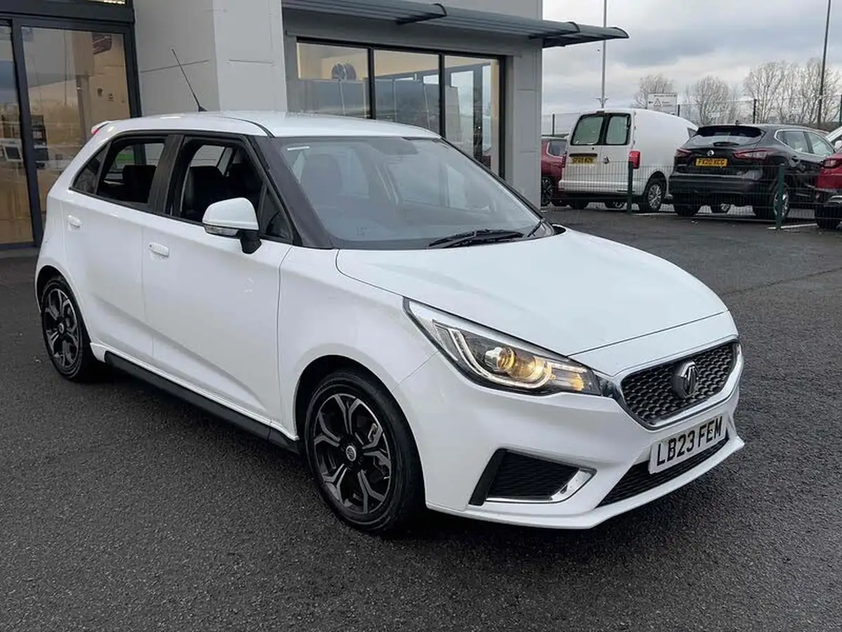 2023-mg-mg3-15-vti-tech-exclusive-nav-big-42