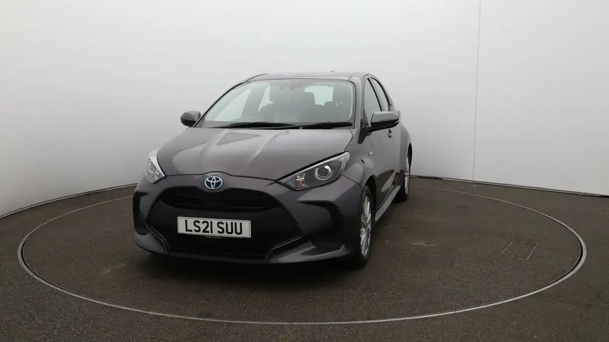 2021-toyota-yaris-15-vvt-i-icon-114bhp-hybrid-1490cc-e-cvt-big-36