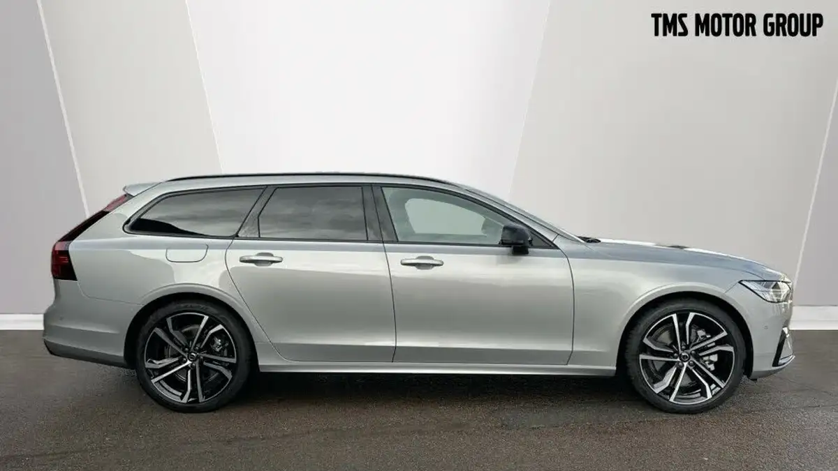 2024-volvo-v90-20-t8-ultra-big-2