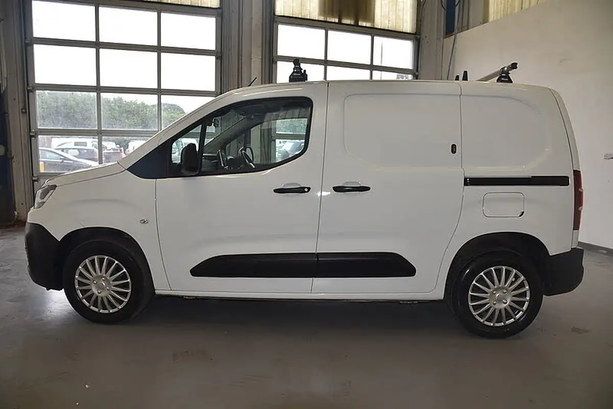 2021-citroen-berlingo-15bluehdi-1000-enterprise-100pseu6dt-e-ss-panel-big-4