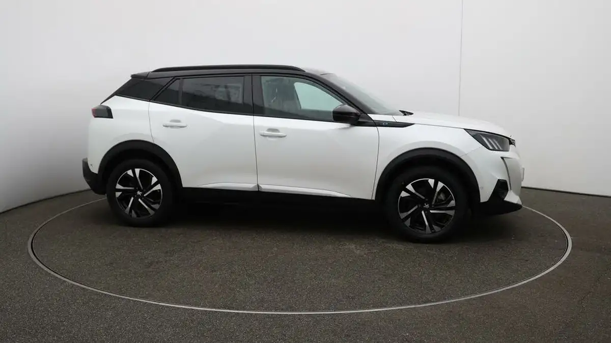 2022-peugeot-2008-suv-e-gt-big-47