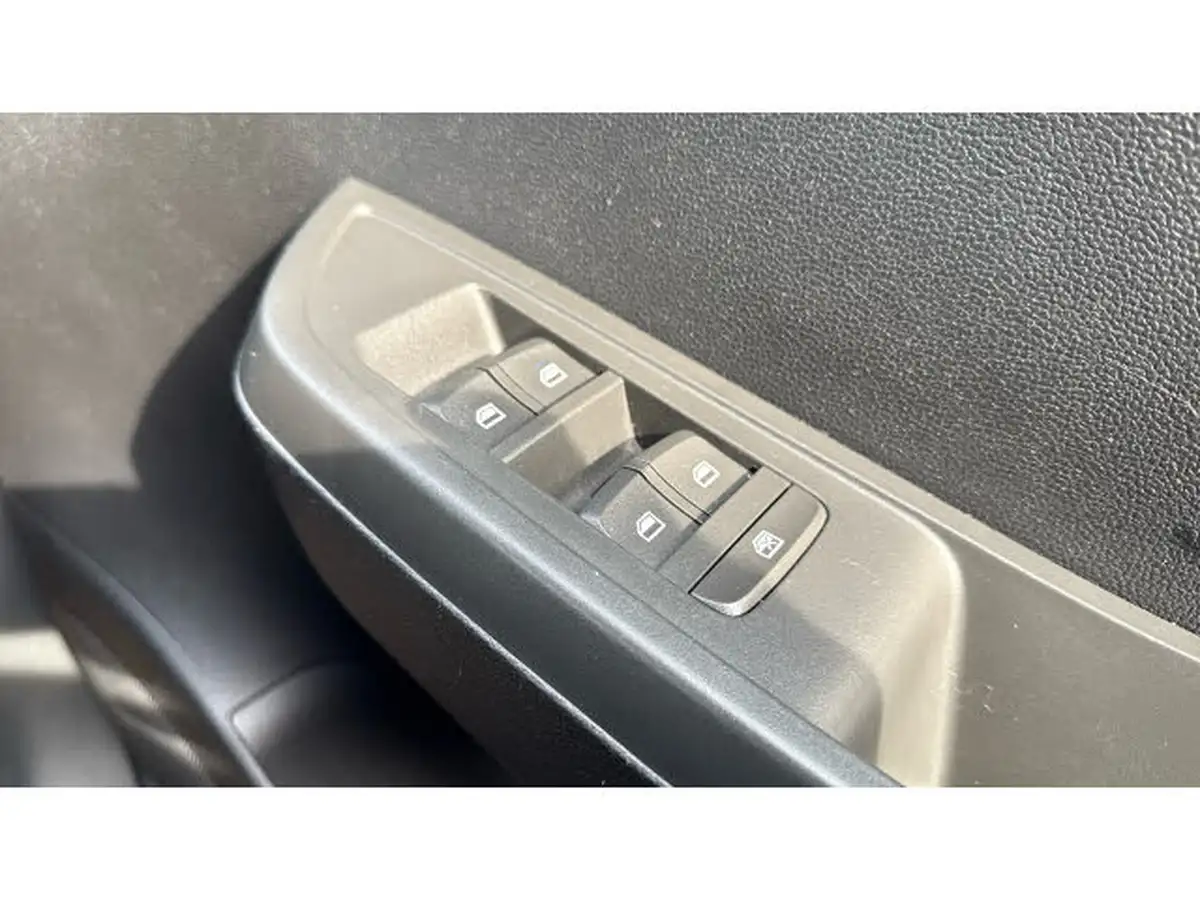 2021-mg-mg3-15-vti-tech-exclusive-nav-big-22