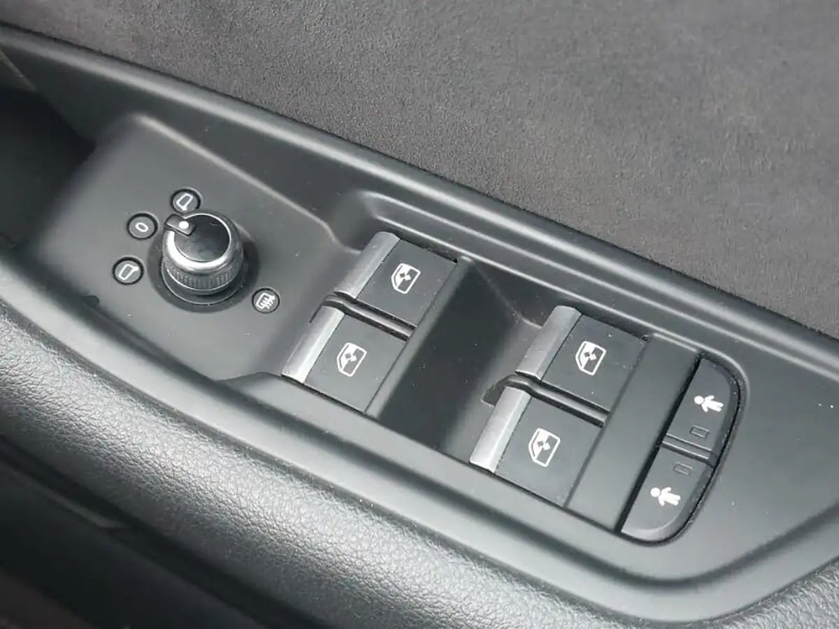 2018-audi-a4-14-tfsi-s-line-big-15