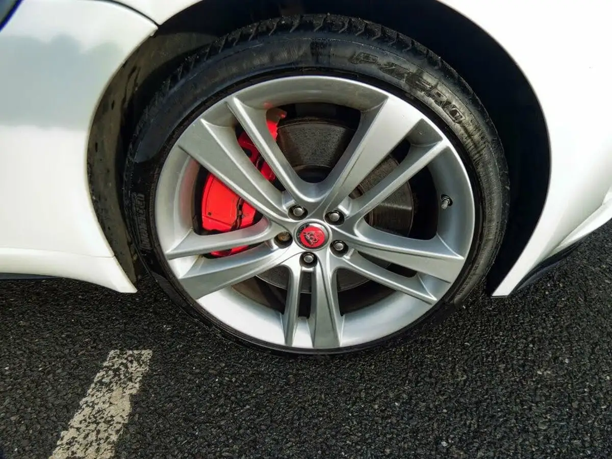 2016-jaguar-f-type-30-v6-sc-s-coupe-auto-big-12