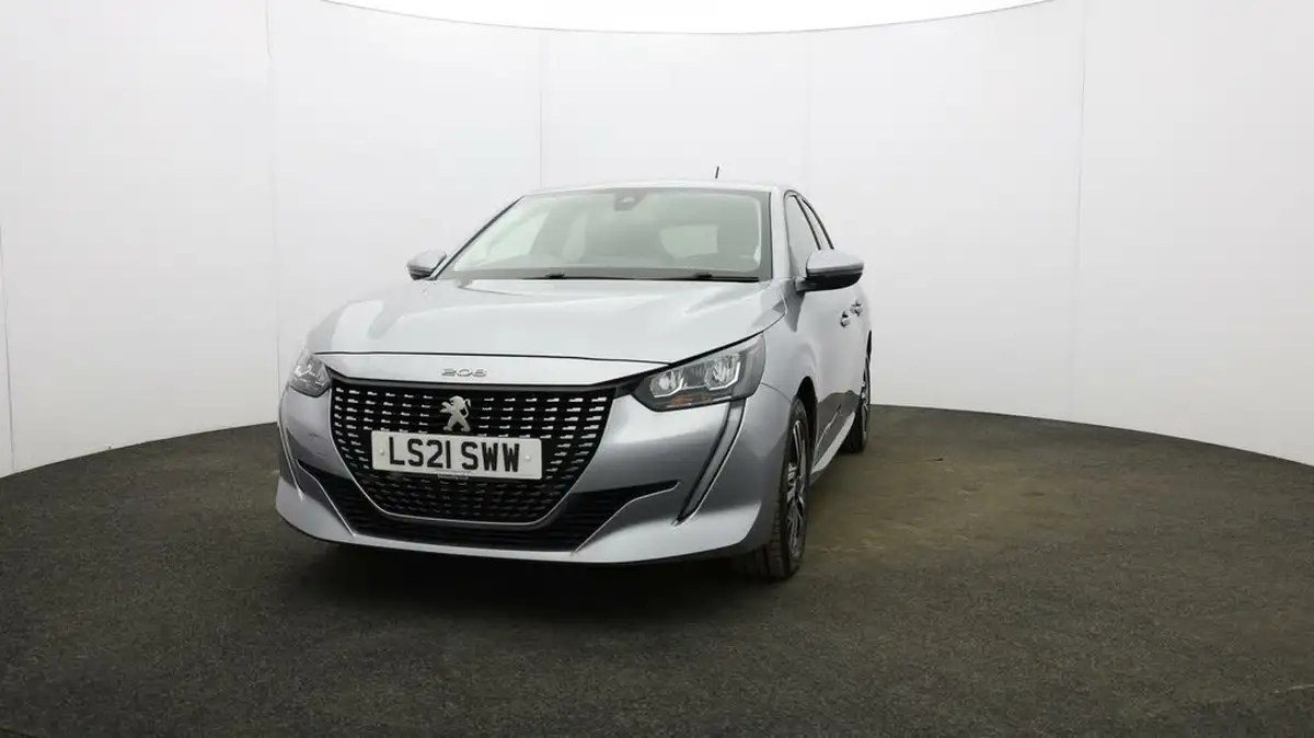 2021-peugeot-208-12-puretech-allure-100bhp-eat8-big-31