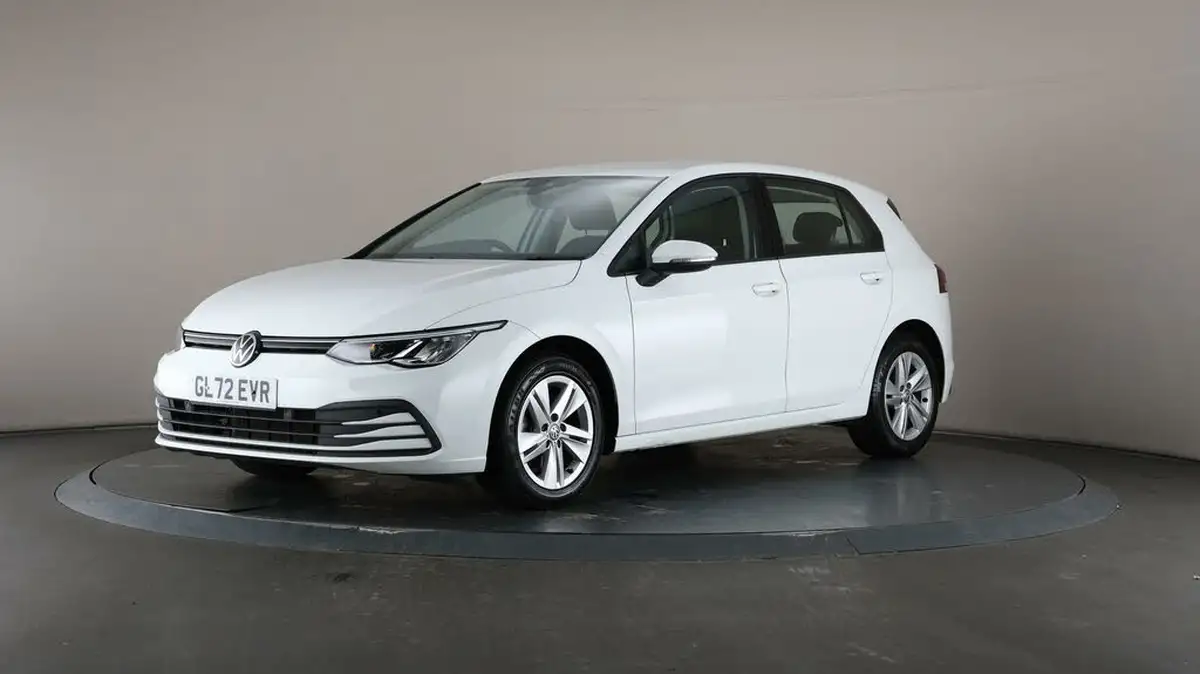 2022-volkswagen-golf-15-tsi-life-150ps-hatchback-big-35