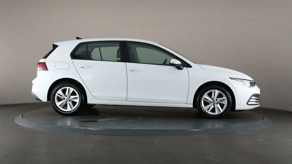 2022-volkswagen-golf-15-tsi-life-150ps-hatchback-big-63