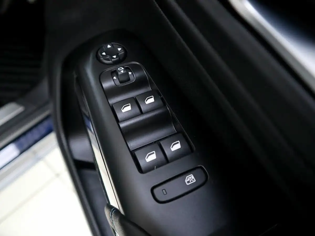 2023-citroen-c5-aircross-12-puretech-c-series-edition-130ps-ss-big-24