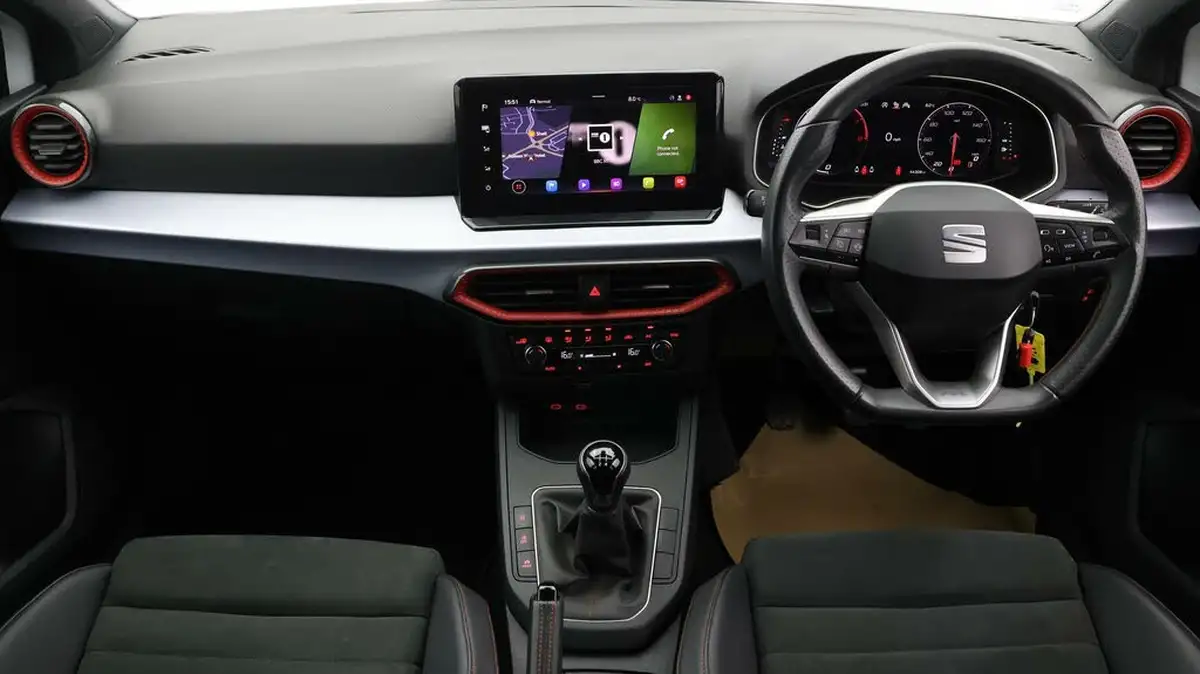 2021-seat-ibiza-10-tsi-fr-sport-95ps-big-12