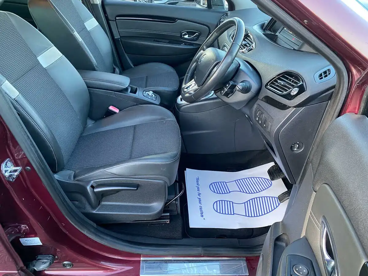 2014-renault-grand-scenic-15td-dynamique-tom-tom-edc-auto-big-23