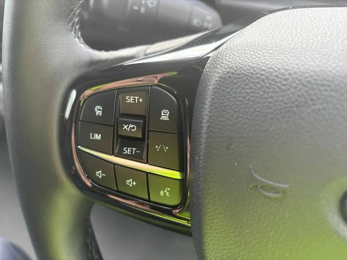 2024-ford-transit-custom-e-320-l1h1-sport-panel-van-big-20