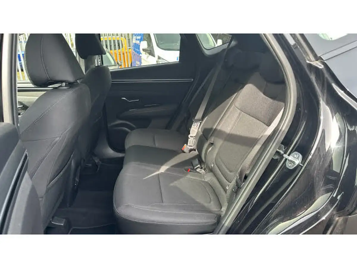 2021-hyundai-tucson-16-t-gdi-se-connect-150ps-big-15