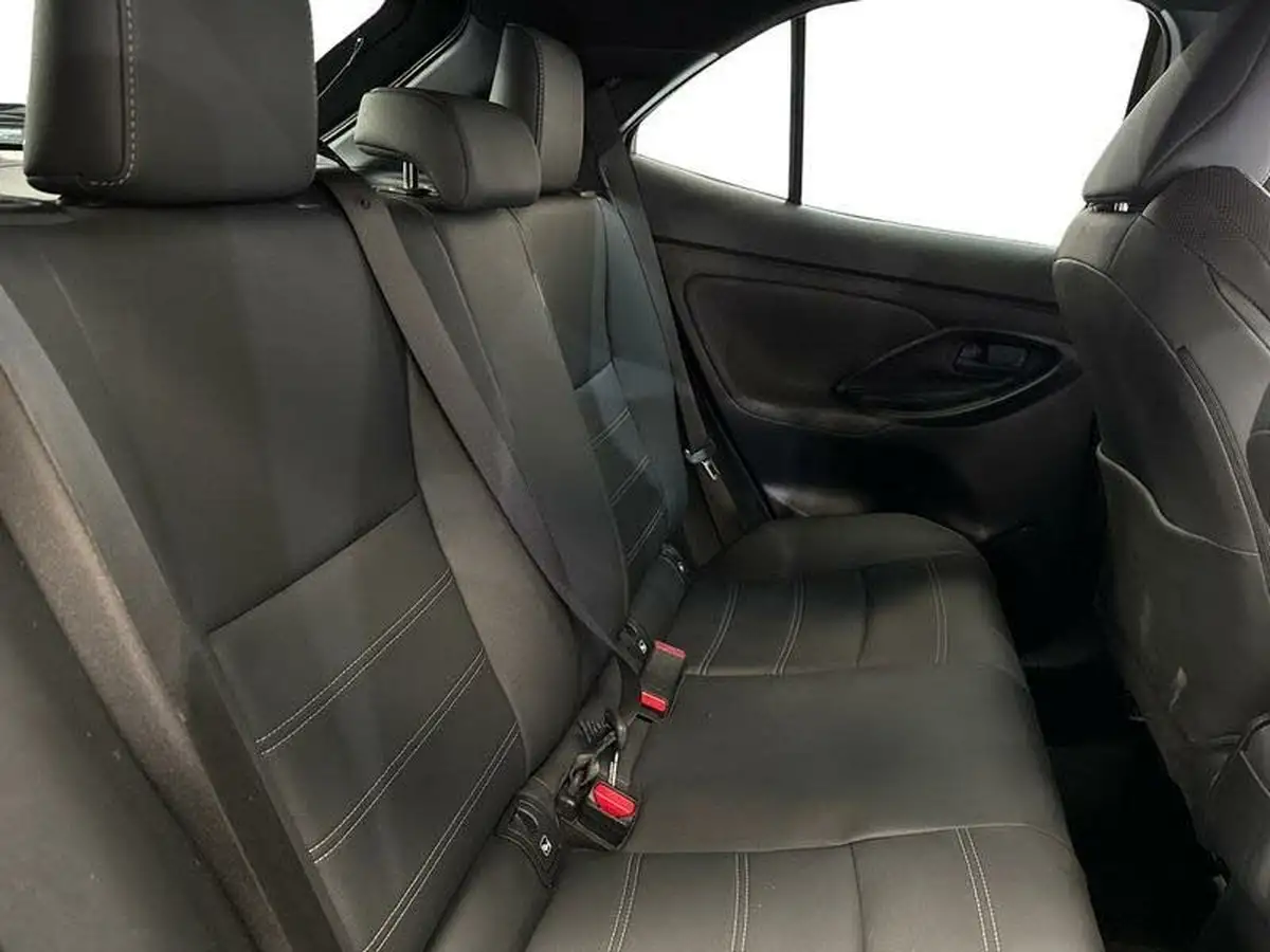 2021-toyota-yaris-cross-15-vvt-i-premiere-edition-awd-i-big-12