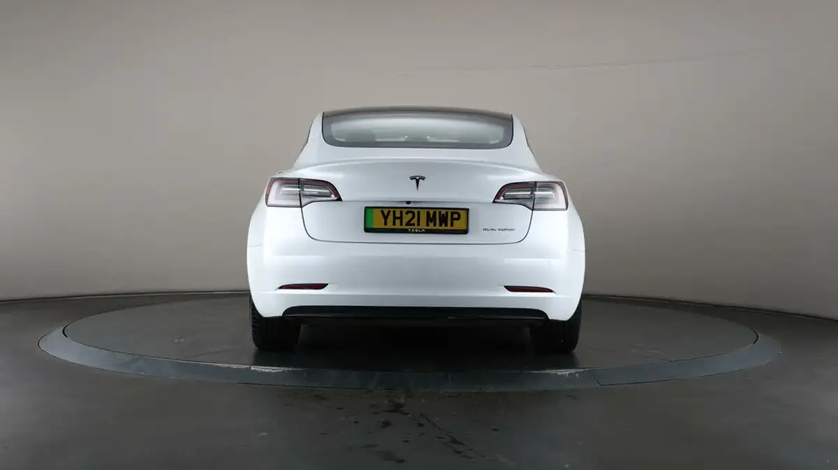 2021-tesla-model-3-e-long-range-4x4-big-32