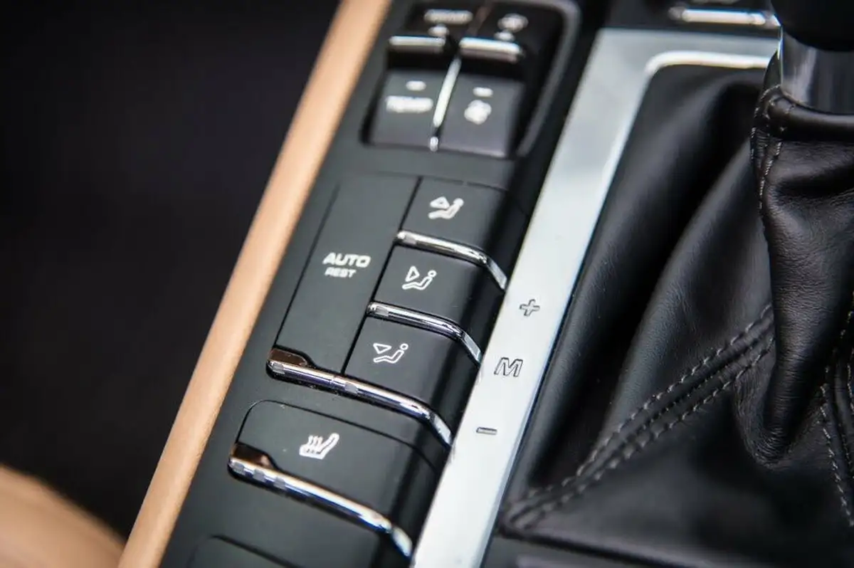 2020-porsche-macan-30-v6-s-big-66