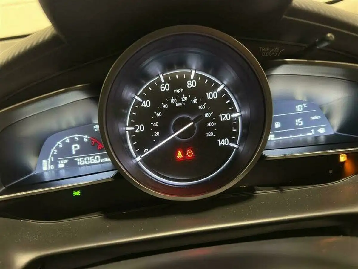 2017-mazda-mazda2-15-se-l-nav-auto-big-27