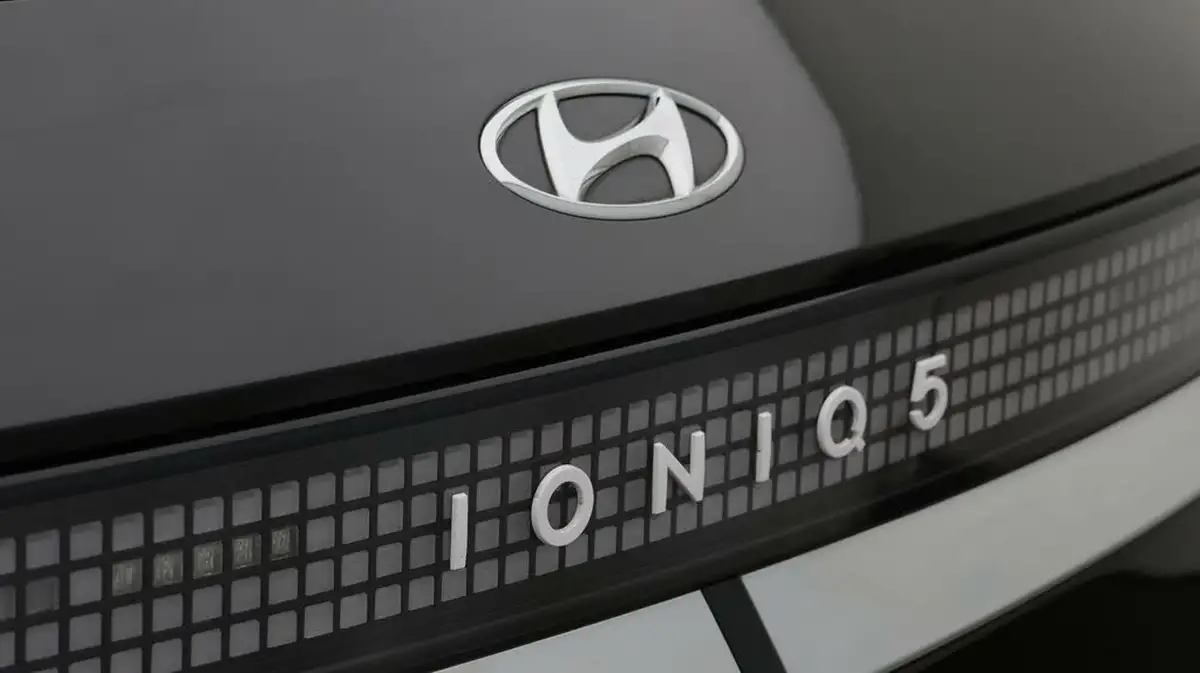 2022-hyundai-ioniq-5-e-ultimate-217ps-73kwh-rwd-big-20