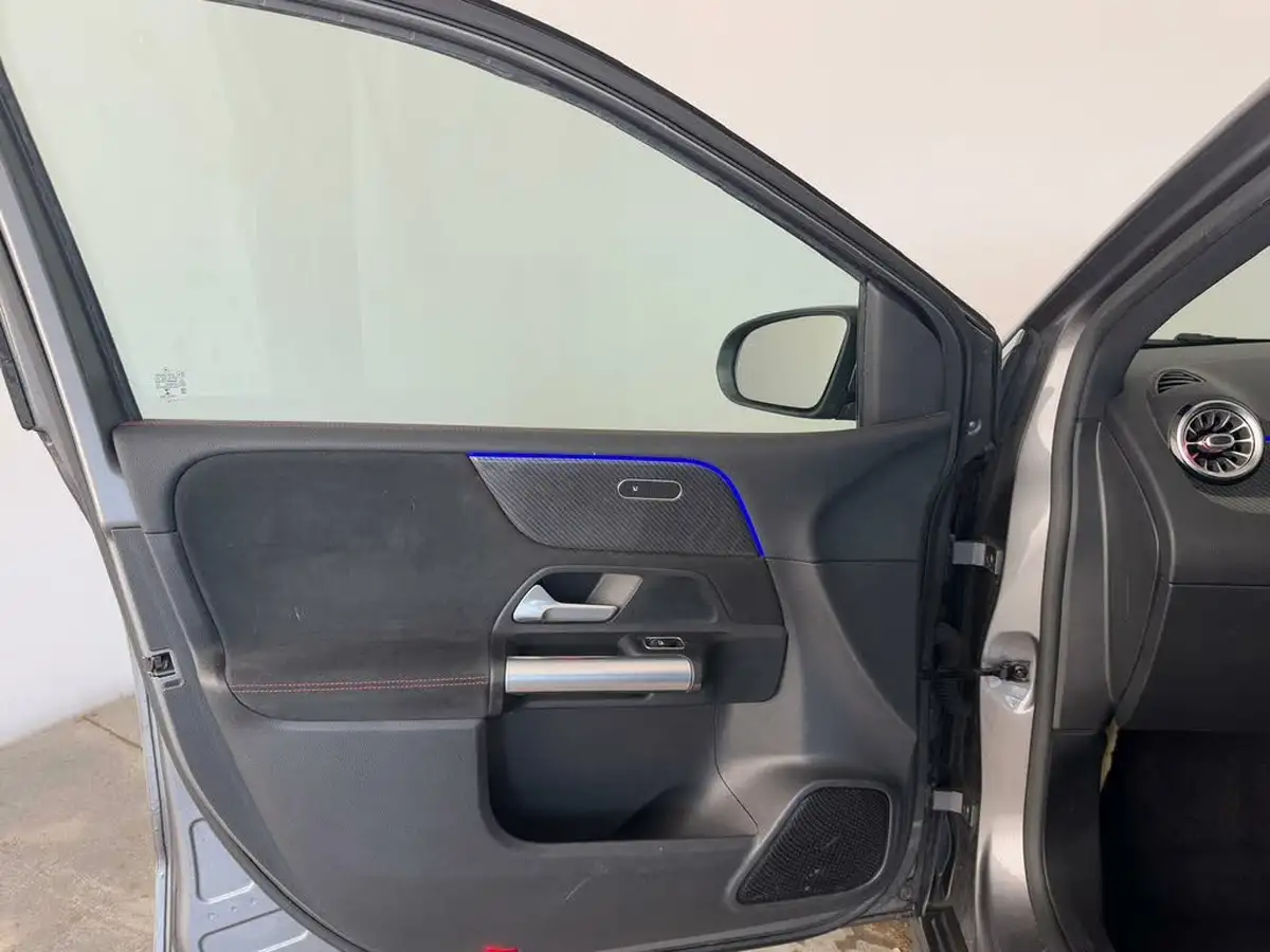 2020-mercedes-benz-b-class-13-b180-amg-line-premium-big-8