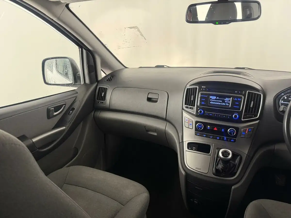 2019-hyundai-i800-25crdi-se-136ps-big-11