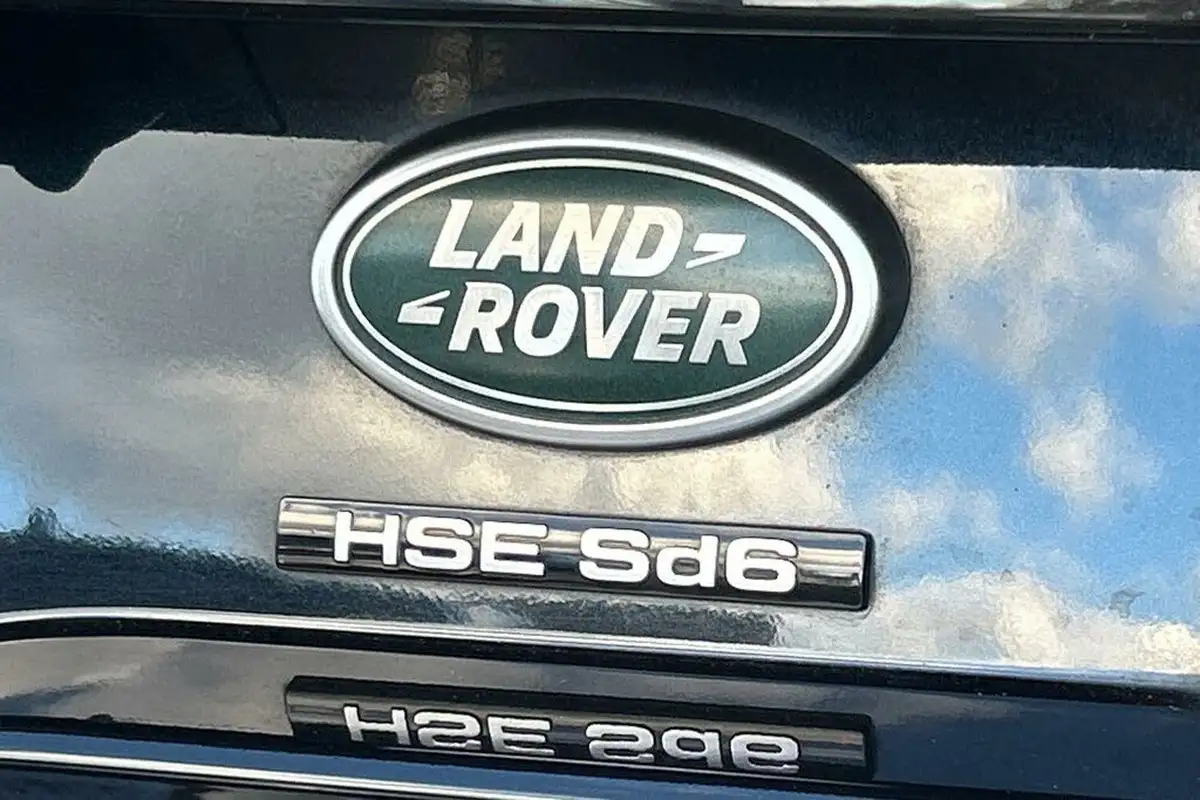 2018-land-rover-discovery-30-sd-v6-hse-luxury-big-43