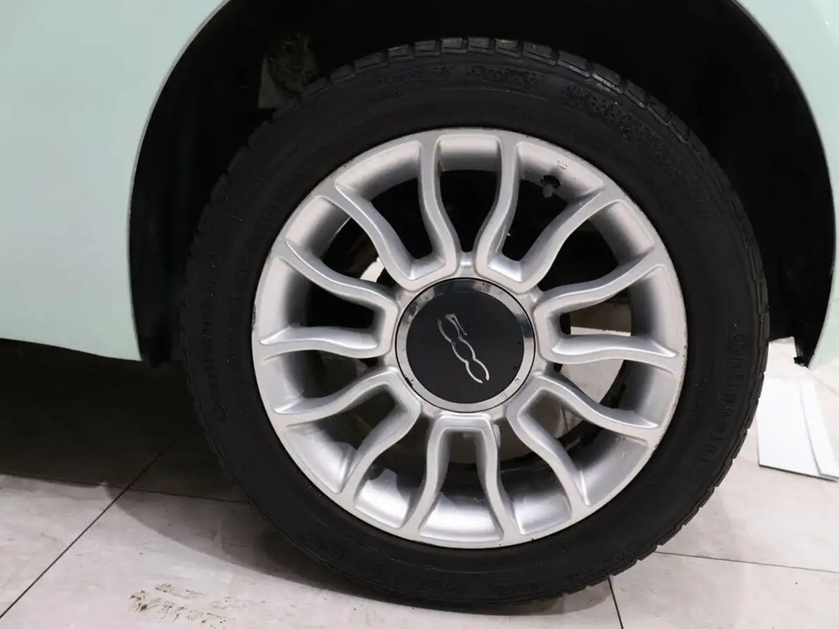 2016-fiat-500-12-pop-star-big-33