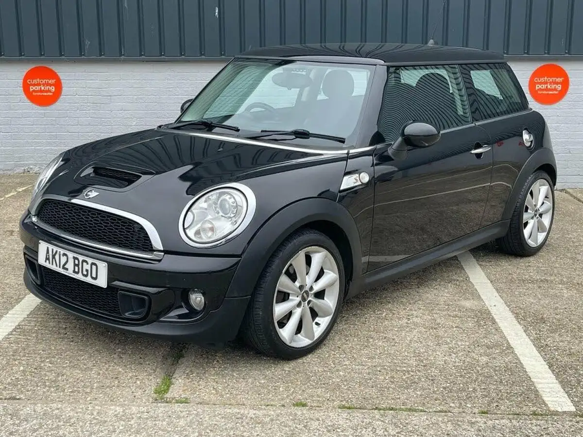 2012-mini-cooper-16-cooper-s-hatchback-3d-big-69