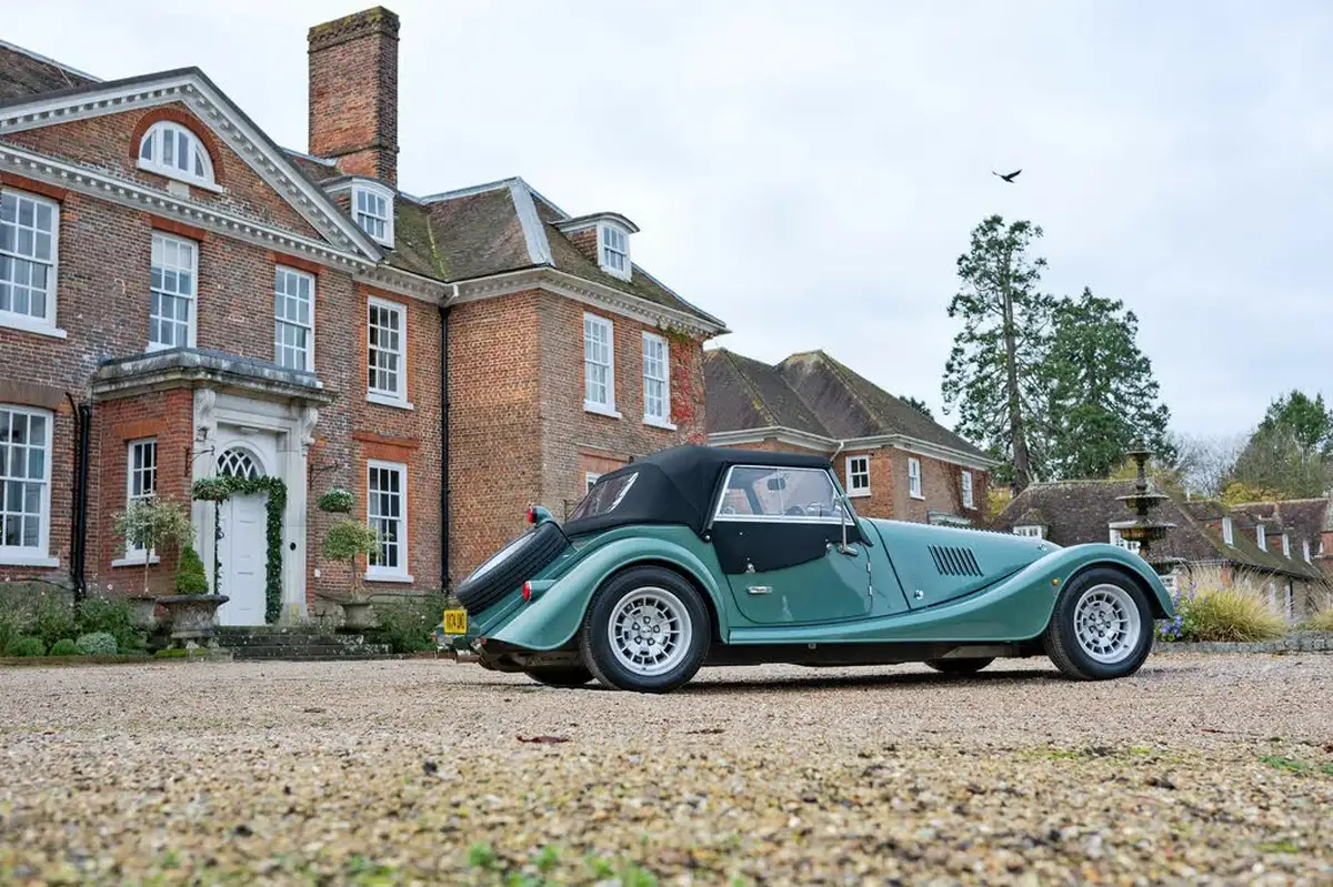 2024-morgan-plus-4-20-auto-big-2