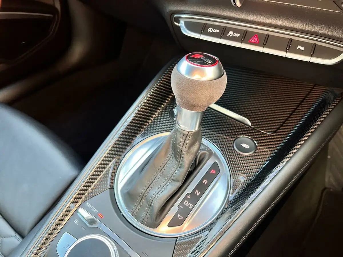 2020-audi-tt-roadster-25-tfsi-rs-audi-sport-edition-big-63
