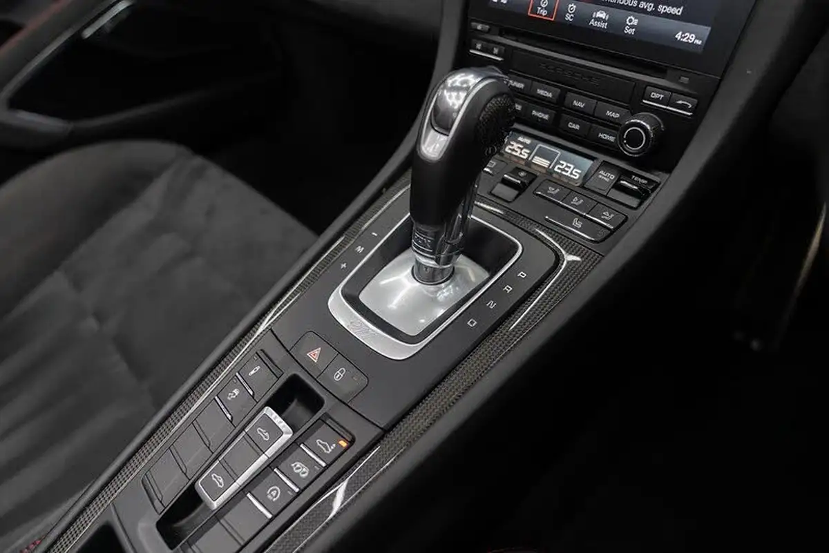 2018-porsche-911-30-targa-4-gts-450ps-pdk-big-4