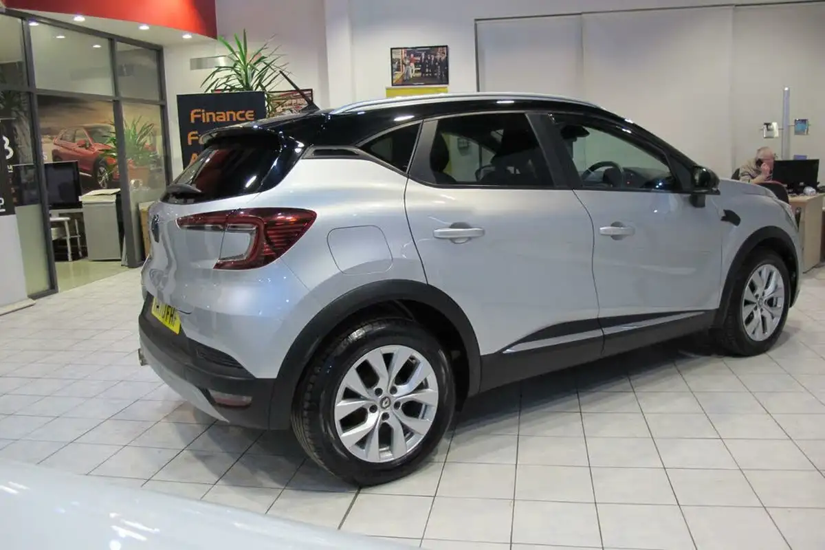 2020-renault-captur-13-tce-iconic-130bhp-big-8