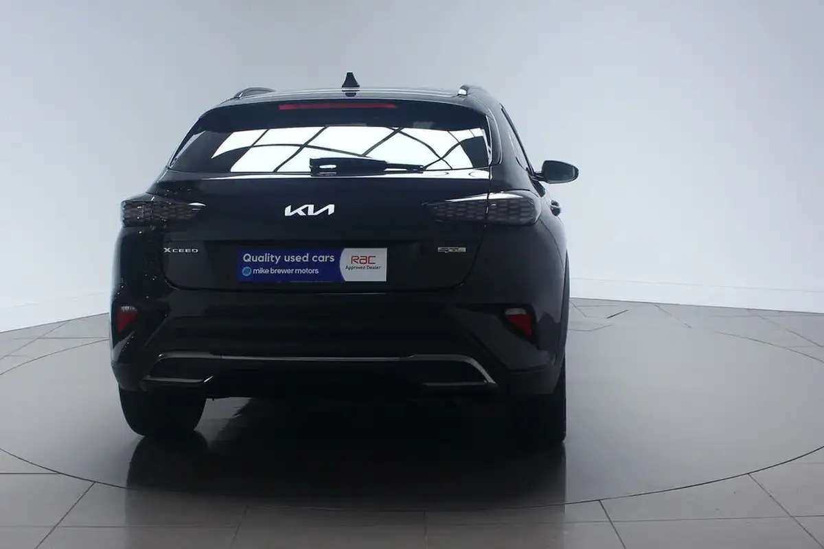 2024-kia-xceed-15-t-gdi-gt-line-138bhp-dct-big-6