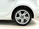 2019-volvo-v40-15-t2-r-design-edition-small-12