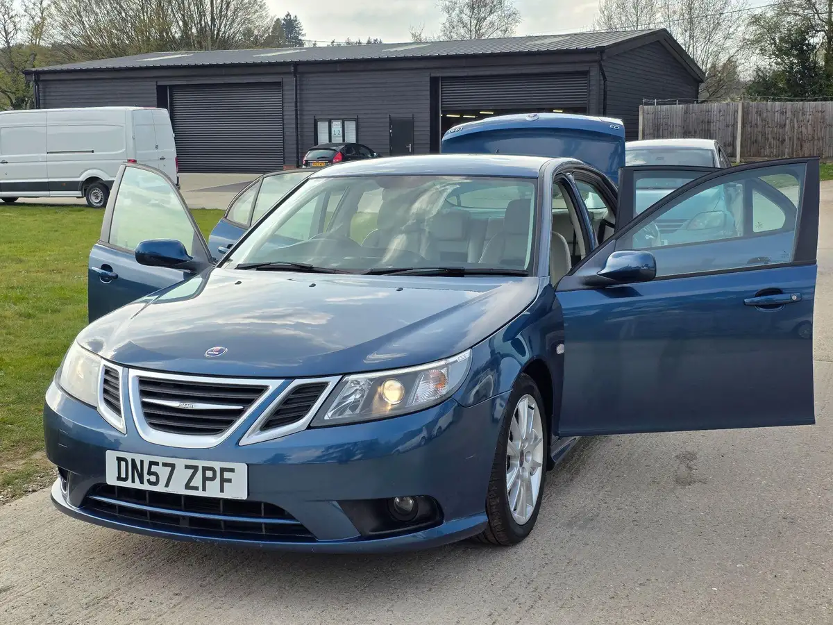 2007-saab-9-3-19td-vector-sport-150ps-saloon-4d-auto-big-10