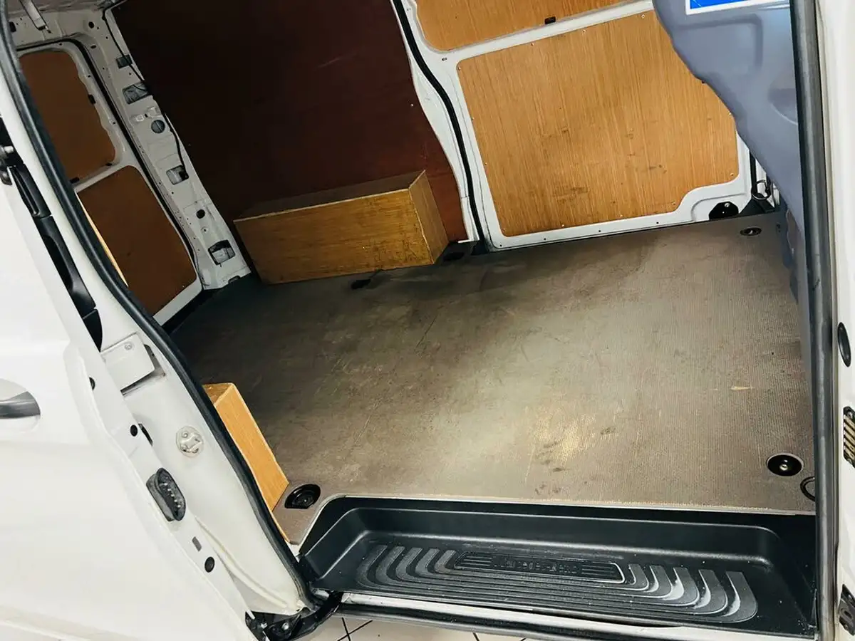 2021-mercedes-benz-vito-18-cdi-110-progressive-l3-panel-big-19