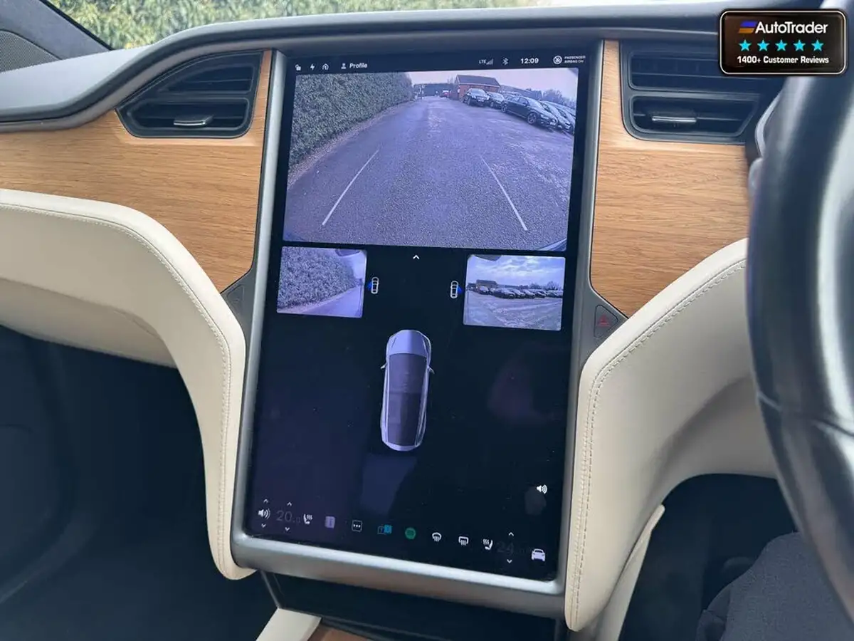 2019-tesla-model-x-e-long-range-big-16